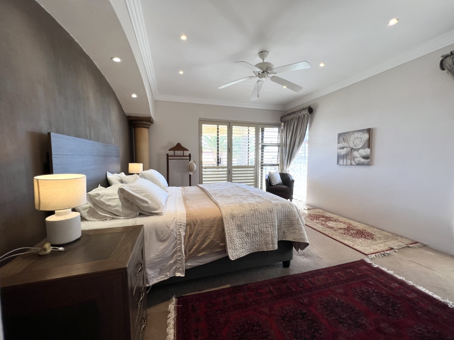 3 Bedroom Property for Sale in Wavecrest Eastern Cape